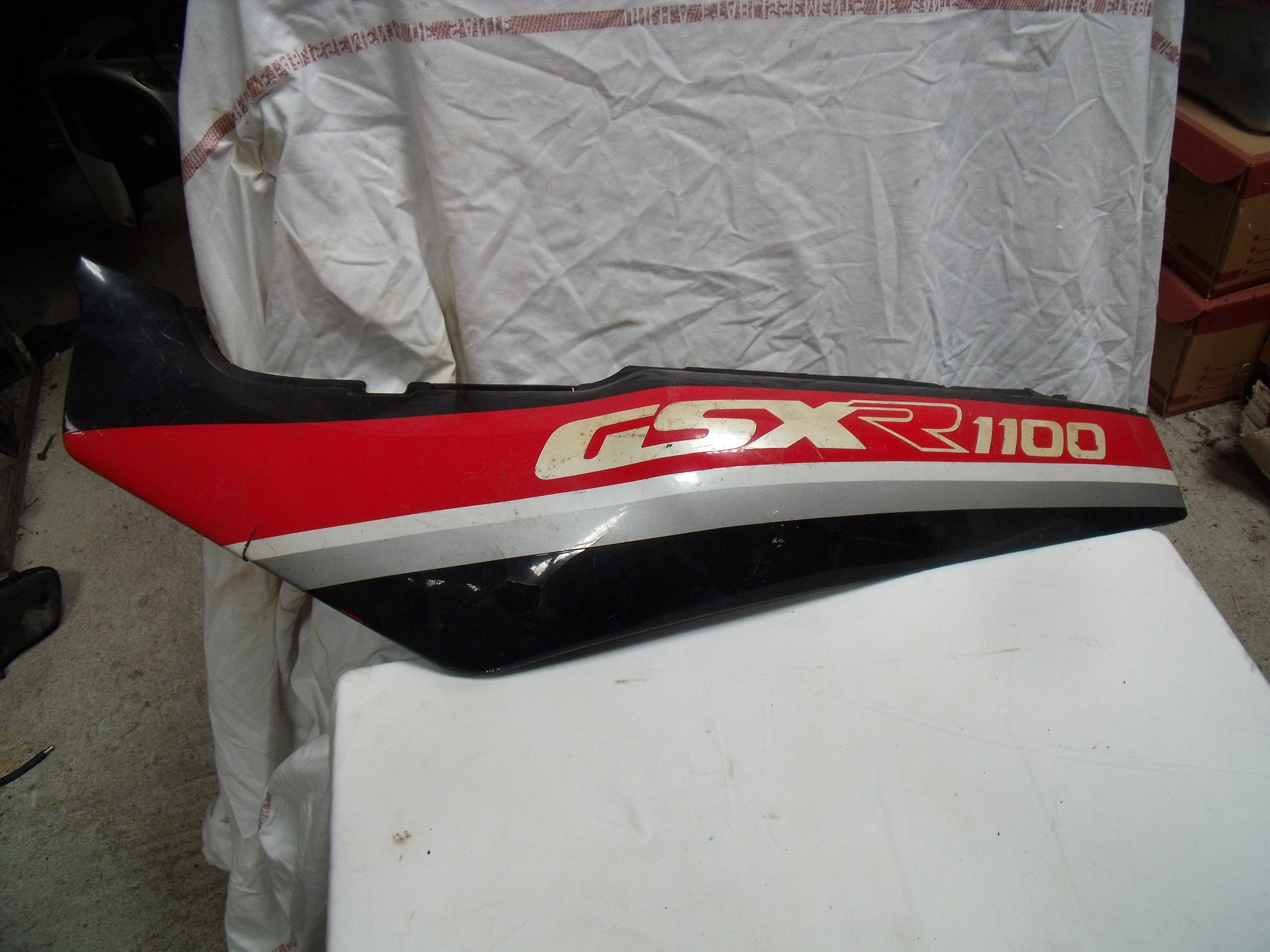 Carénage Suzuki GSXR 1100 1986 (Gebraucht) in Choëx für CHF 250 – mit