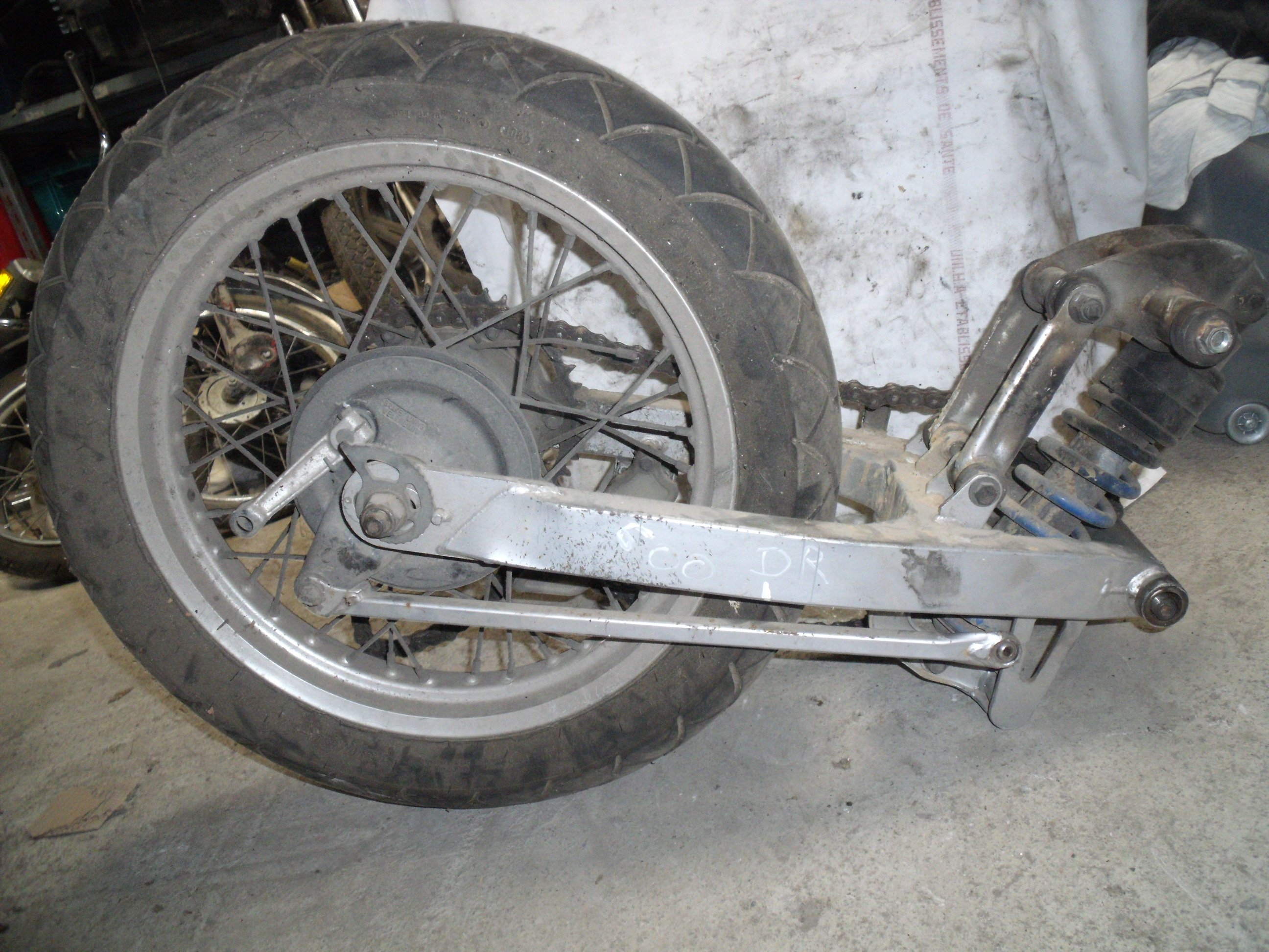 Bras oscillant Suzuki SV 650 2003 à 2006