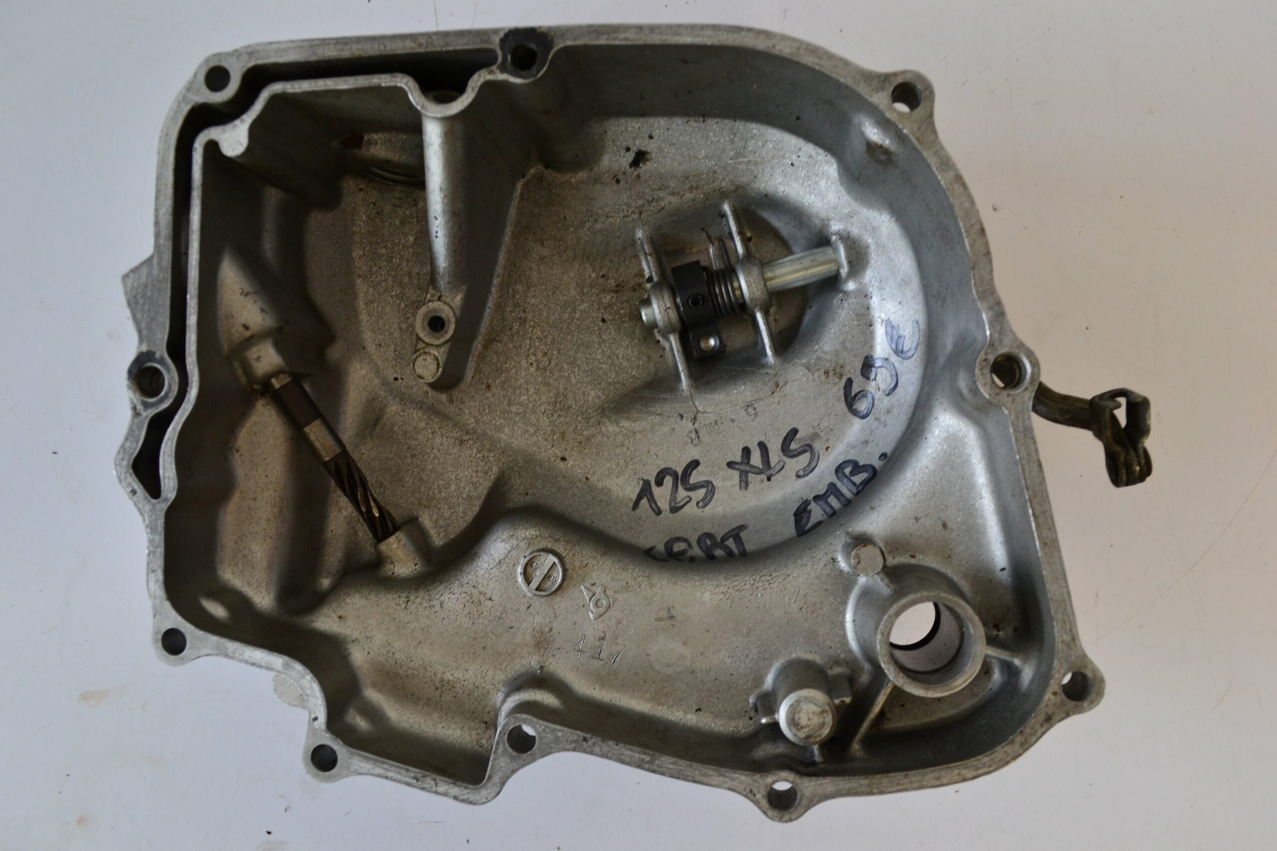 Carter D'embrayage Honda 125 - Référence Moteur L125SE - Occasion Fonctionnel