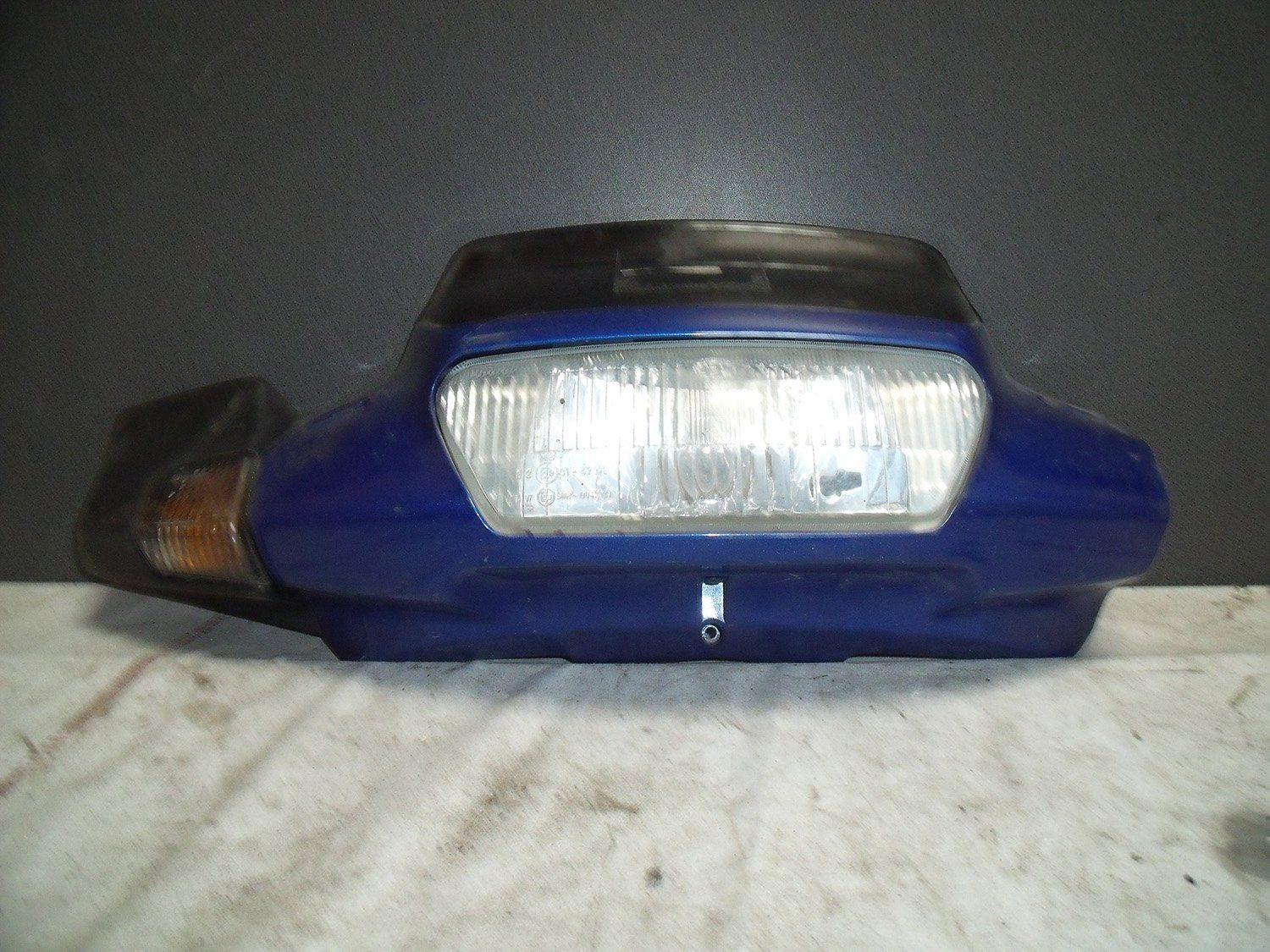 Tête fourche gauche pour scooter Peugeot 50 Jet Force Darkside 747726TV