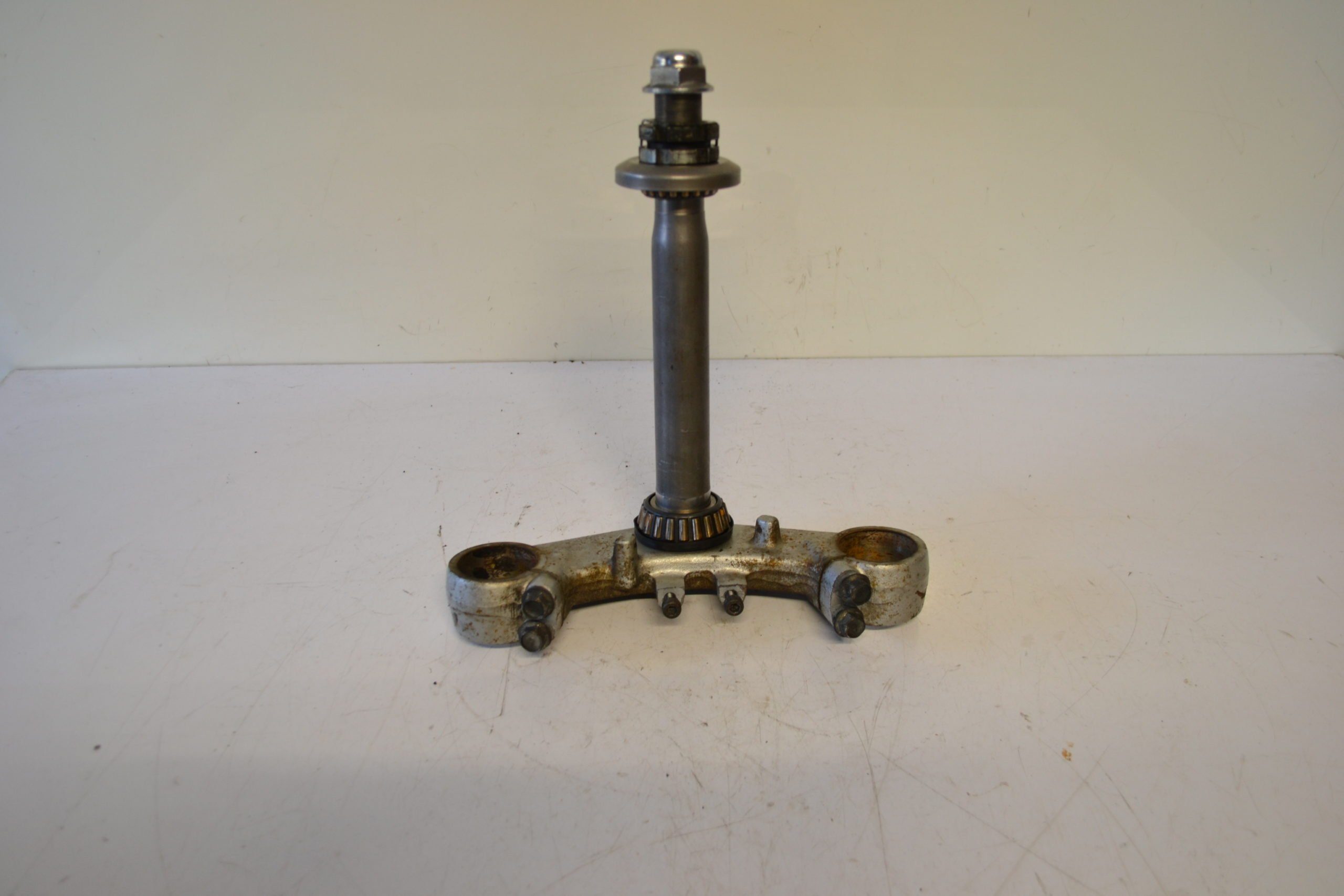 Té De Fourche Inférieur Yamaha XV 125 Virago (1997-2001) - Pièce D'occasion Japon, Référence 2UJ-23340-21-00