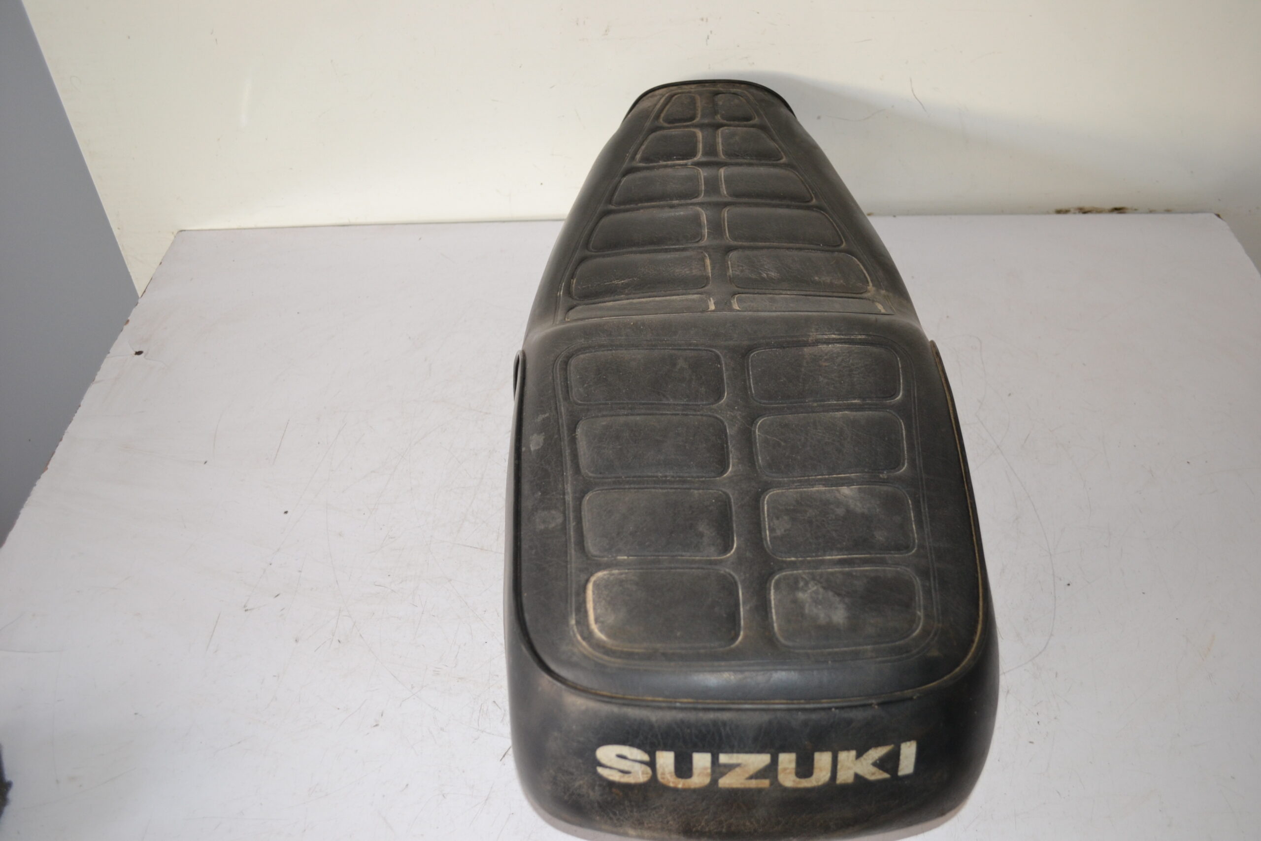 SUZUKI GN 125 (147)